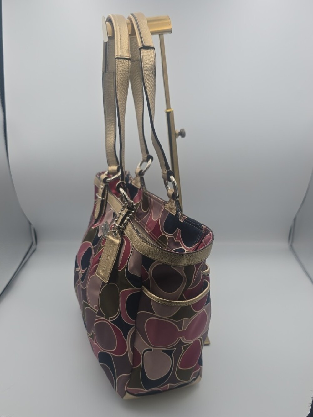 Coach Poppy Multicolor Signature Sateen Large Tote W/ Gold Metallic Trim (EUC)✨️ - Picture 7 of 15
